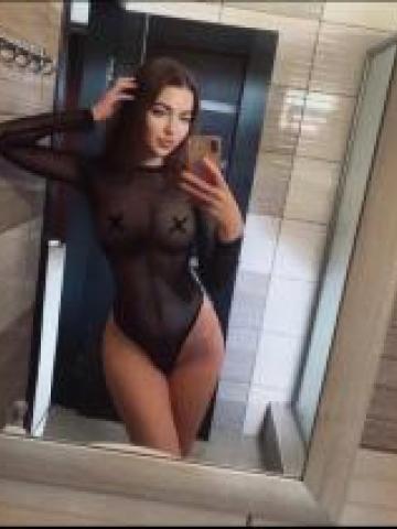 Проститутка Амелия